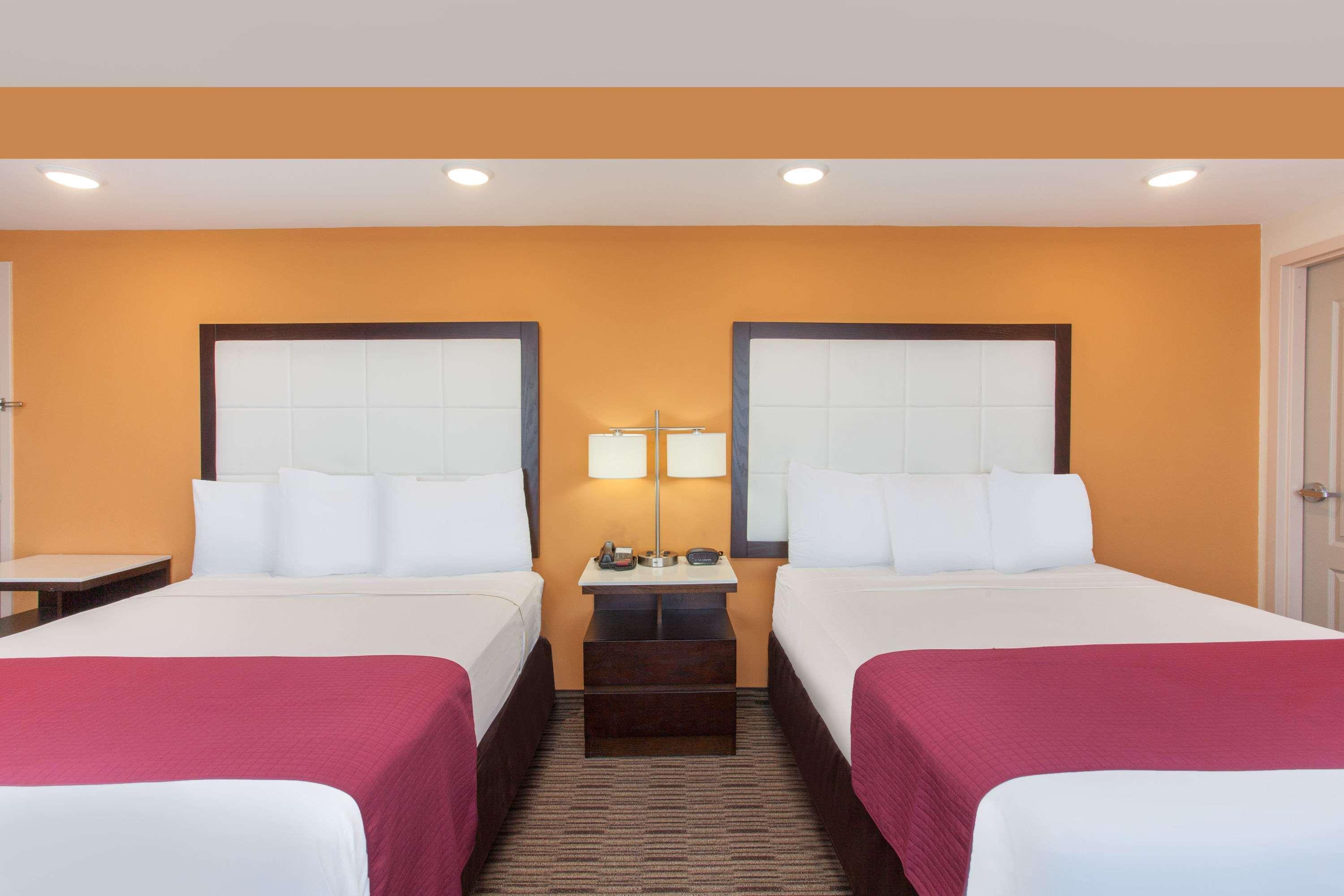 Ramada By Wyndham Culver City Los Angeles Kültér fotó