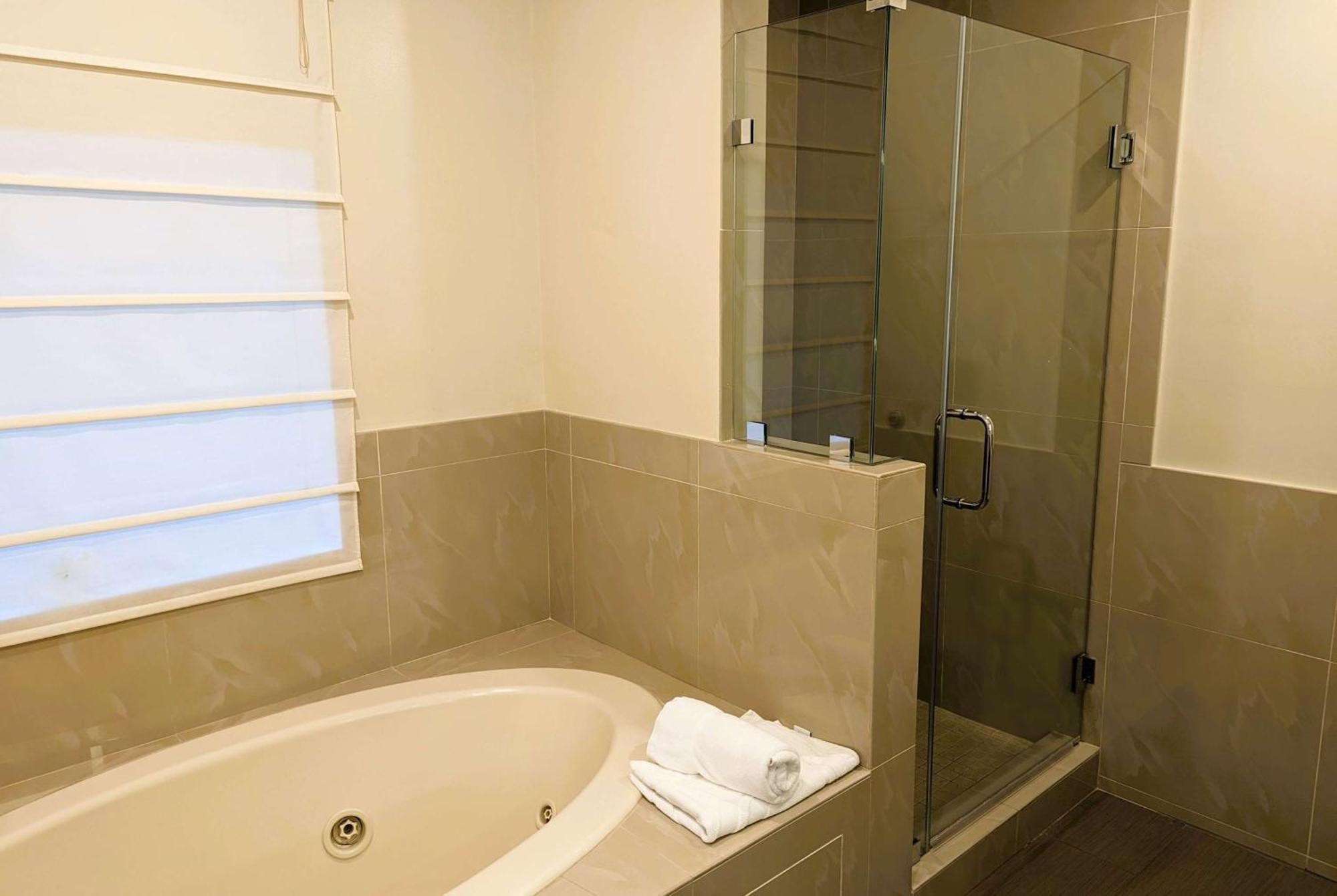 Ramada By Wyndham Culver City Los Angeles Kültér fotó