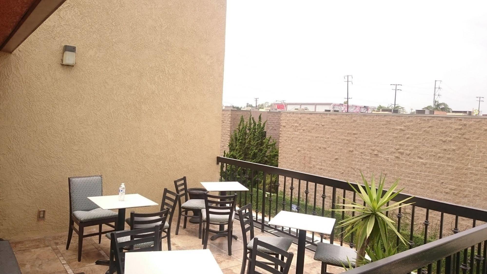 Ramada By Wyndham Culver City Los Angeles Kültér fotó